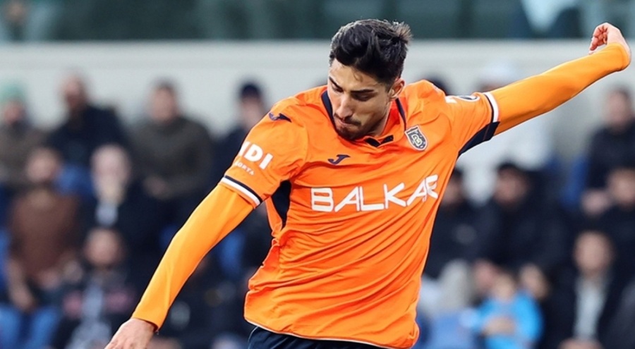 Başakşehir'de Berkay Özcan kadro dışı bırakıldı