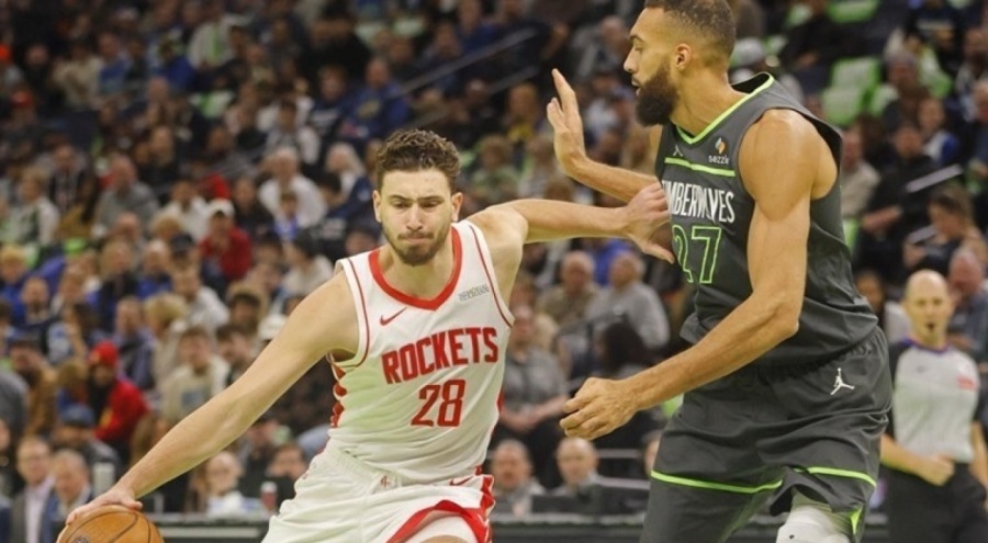 Alperen Şengün triple-double yaptı: Houston Rockets'ı çeyrek finale taşıdı!