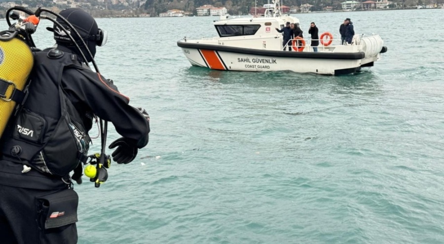 Beşiktaş'ta denize düşen 2 kardeşi arama çalışmaları sürüyor