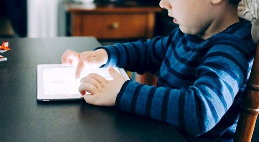 13 yaş altındaki çocuklara sosyal medya yasağı geliyor