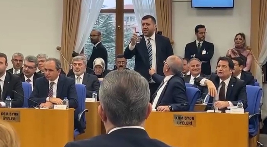 Meclis'te tansiyon yükseldi!