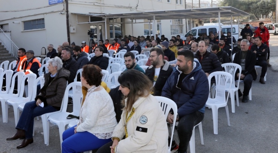 Mudanya Belediyesi'nden erkek çalışanlarına "Şiddeti Frenliyoruz" eğitimi