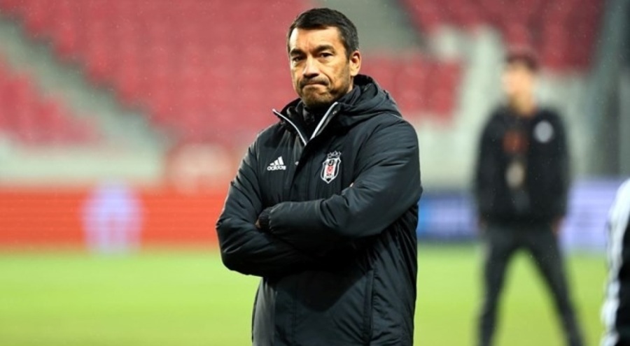 Beşiktaş'ta Giovanni van Bronckhorst dönemi sona eriyor