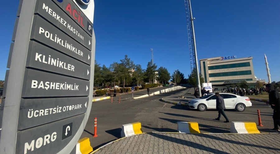 Aile faciası! 2 kardeşini öldürüp babasını ağır yaraladı
