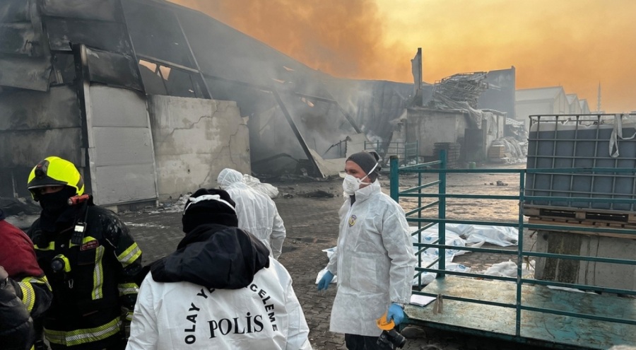 Fabrika yangınında 3 işçi öldü: 5 gözaltı