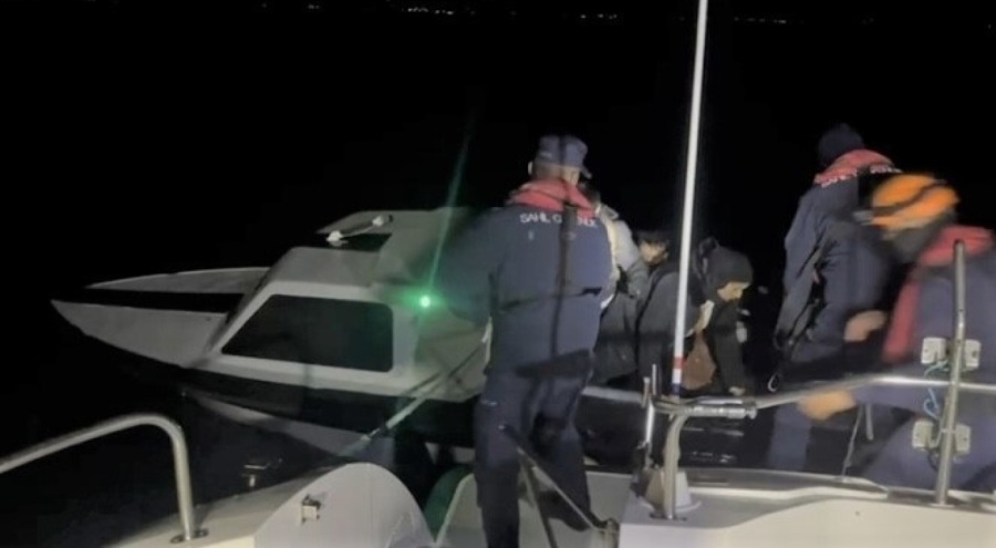 12 kaçak göçmen yakalandı