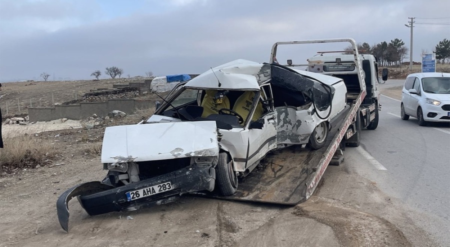 Hurdaya dönen araç 18 yaşındaki gence mezar oldu