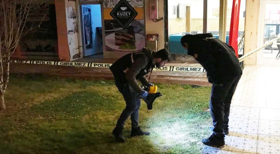 Silahlı saldırıya uğrayan muhtar bacağından vuruldu