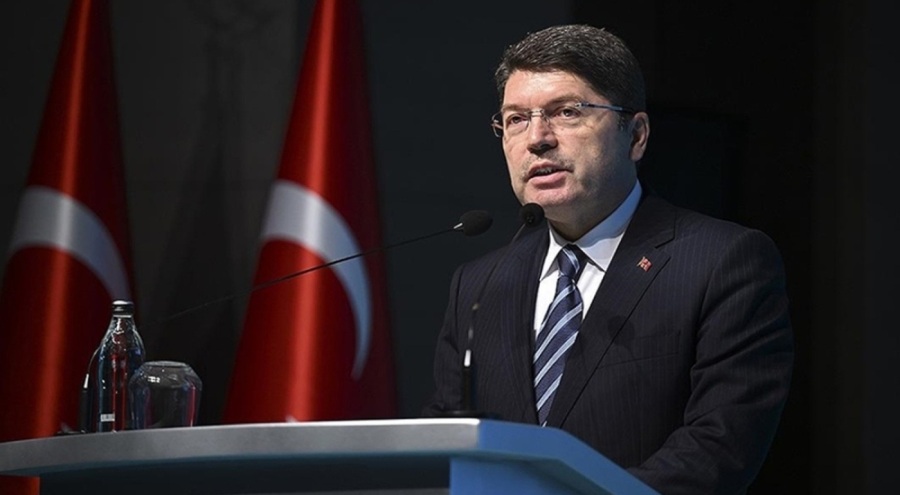 Bakan Yılmaz Tunç'tan CHP lideri Özel'e tepki!