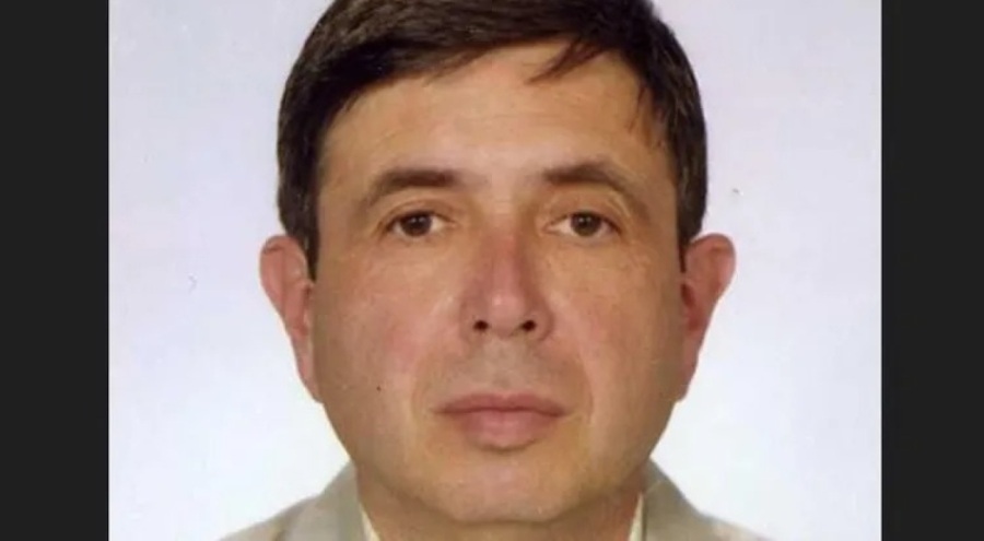 Dolandırıcılardan profesöre akılalmaz plan! Telefonda gençliğe hitabeyi dinlettiler