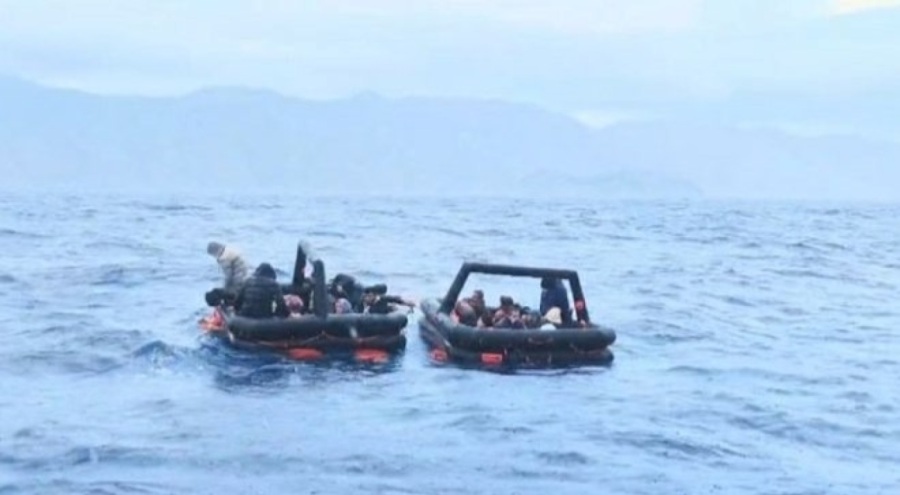 Marmaris açıklarında 37 düzensiz göçmen kurtarıldı