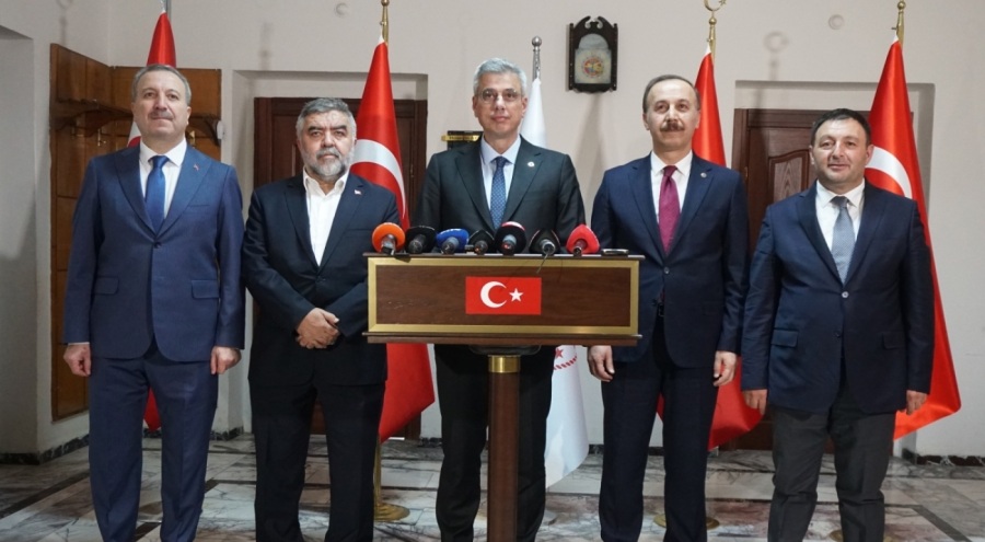 Kemal Memişoğlu'ndan 'Yeni bir şey üreteceğim' diyen hekimlere destek