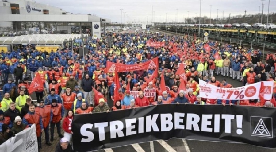 Ünlü otomobil devinde grev