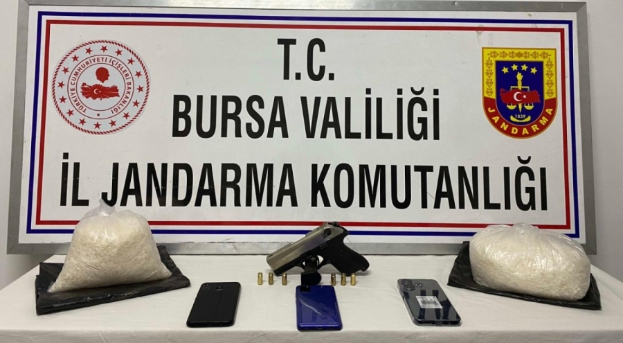 Bursa'da uyuşturucu operasyonunda 3 şüpheli yakalandı