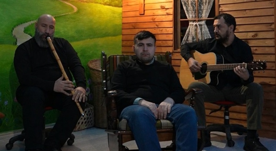 Osmangazi'de otizmli İsmail seslendirdiği  şiirle çok beğenildi