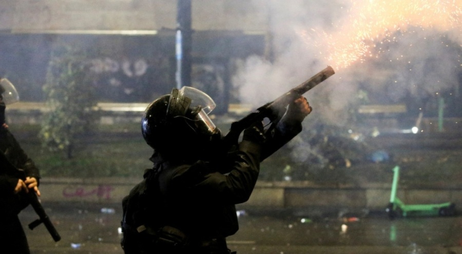 Gürcistan'da polisten protestoculara çok sert müdahale