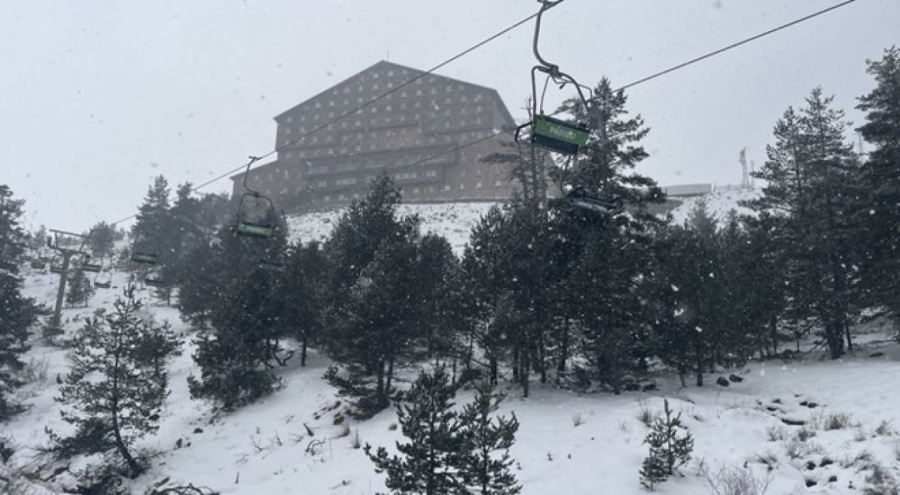 Kartalkaya'ya kar yağdı