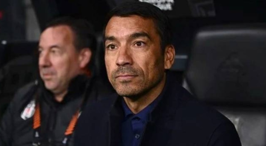 Van Bronckhorst'tan Beşiktaş'a veda mesajı