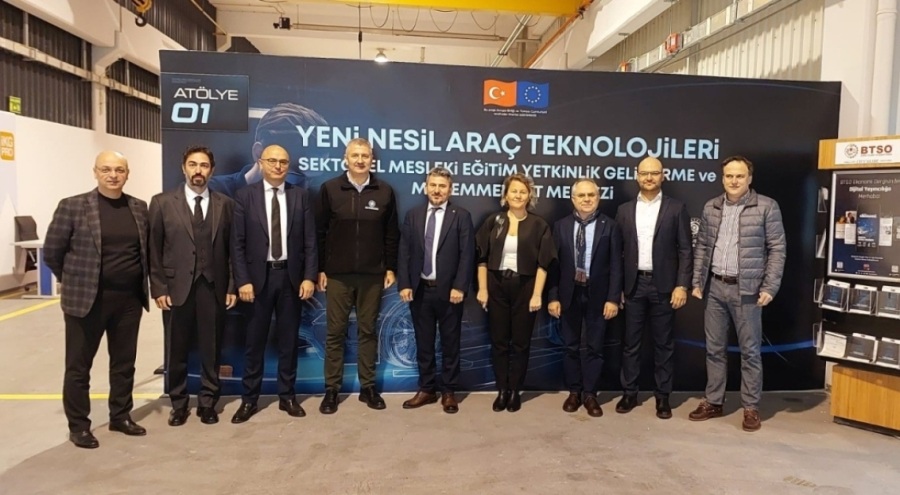 BTSO'da düzenlenen toplantıda otomotiv sektörünün geleceği ve iş birliği fırsatları ele alındı
