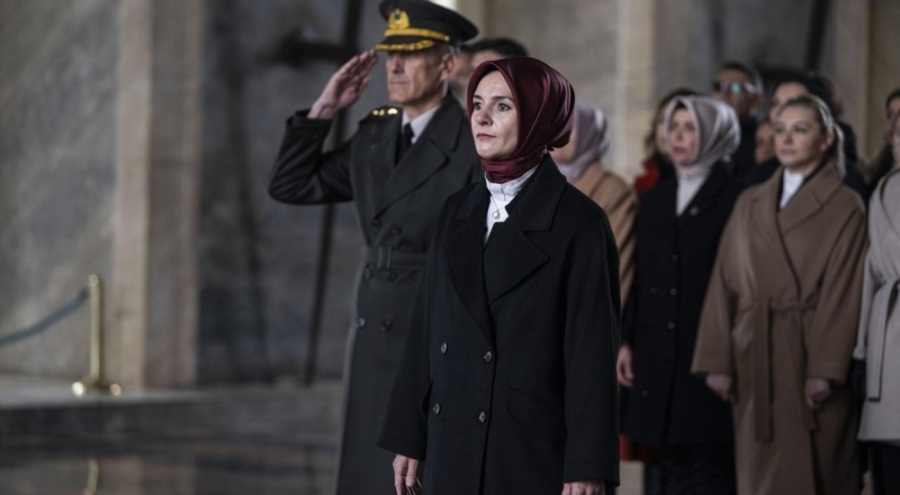 Bakan Göktaş, Anıtkabir'i ziyaret etti