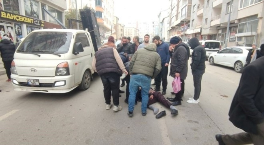 Otomobilin çarptığı yaya ağır yaralandı, sürücü kaçtı