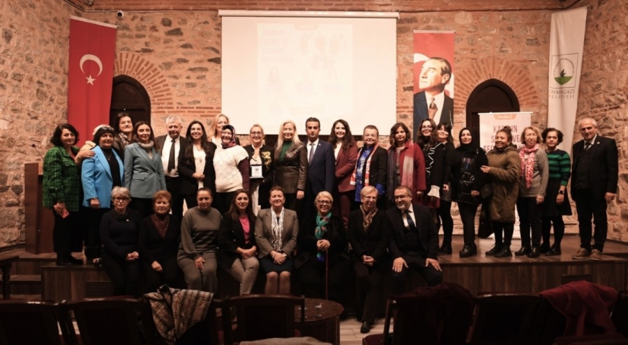 Osmangazi'de "Kadının Seçme ve Seçilme Hakkı" paneli düzenlendi