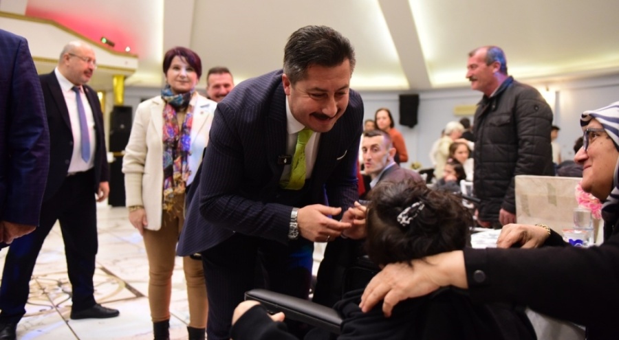Yenişehir Belediye Başkanı Özel: Asıl engel bireylerde değil, kentlerde