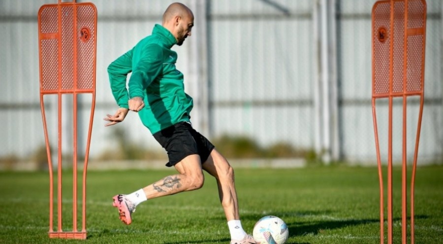 Bursaspor, Bornova 1877 maçının hazırlıklarına başladı