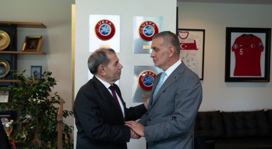 Galatasaray Kulübü Başkanı Özbek TFF Başkanı hakkında suç duyurusunda bulundu