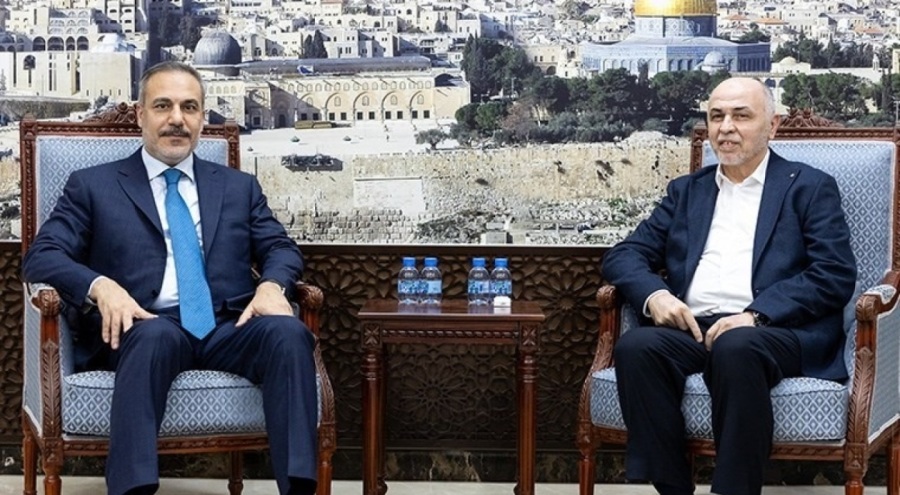 Bakan Fidan, Katar'da Hamas üyeleriyle görüştü