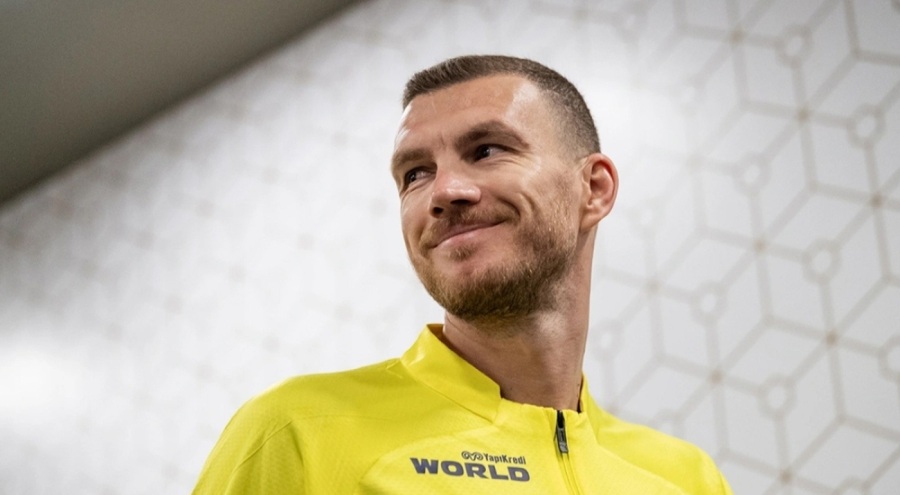 Dzeko, Beşiktaş Fenerbahçe maçında ilk 11'de mi?