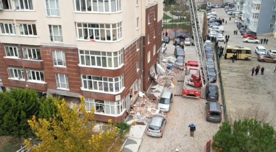 Beylikdüzü'ndeki patlamada şok iddia: Apartman görevlisi doğalgazla intihar etti