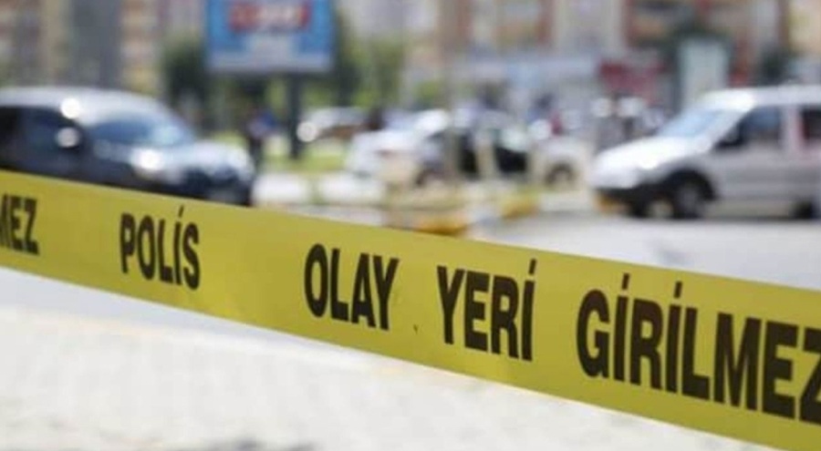 Karısını yeni aldıkları evin önünde öldürdü