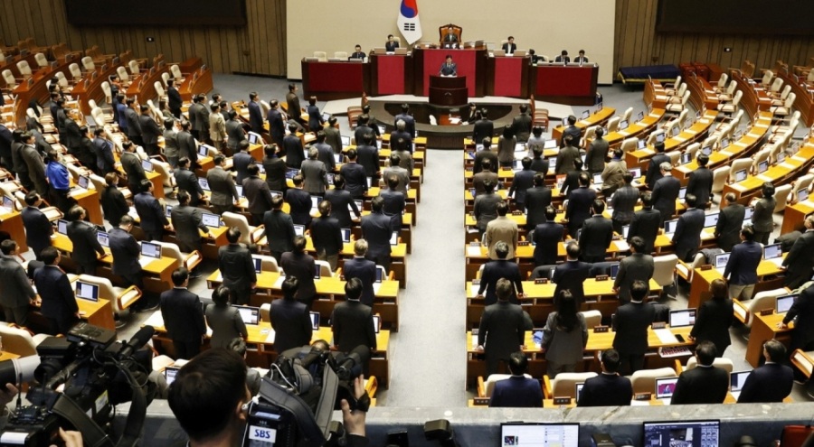 Güney Kore Devlet Başkanı'nın görevden alınması için oylama yapılamadı!