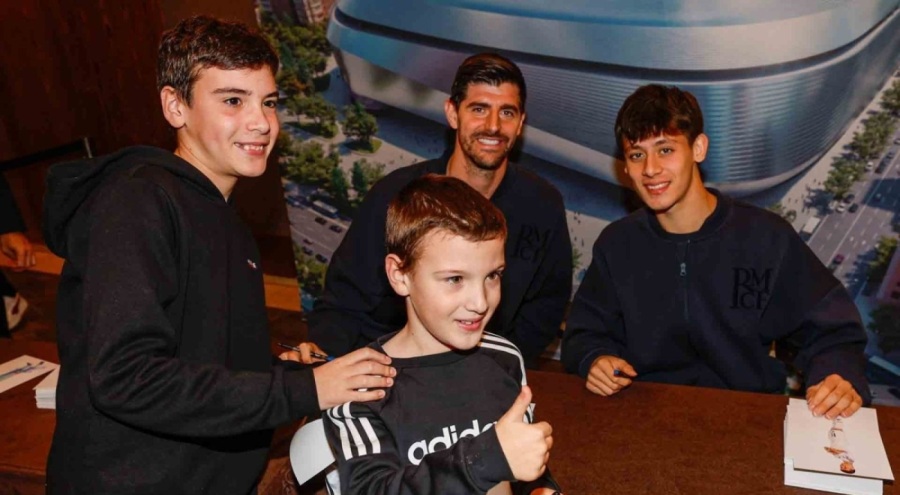 Arda Güler ve Courtois'nın imza gününe yoğun ilgi