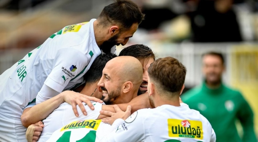 Bursaspor gol olup yağdı!