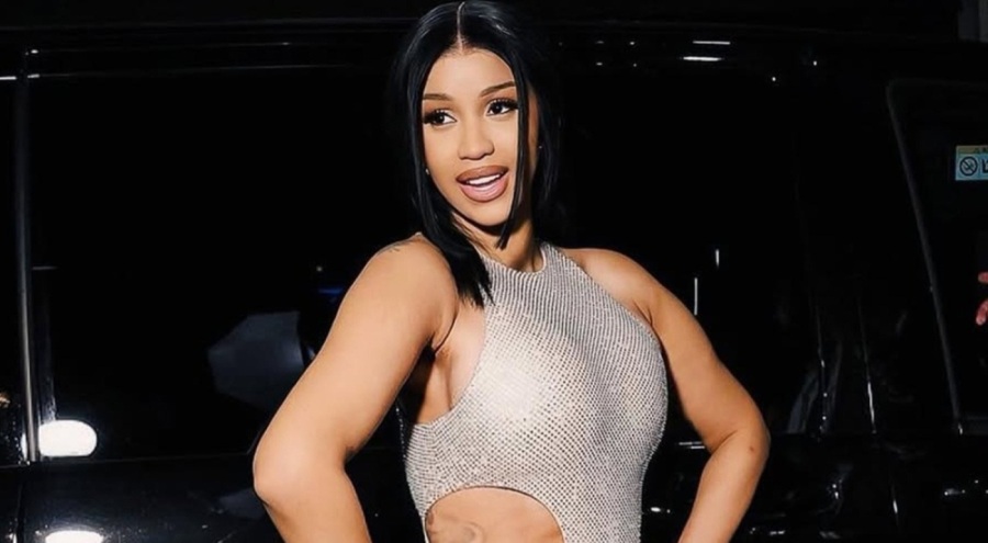 Cardi B: "Ayda 3 milyon dolar harcıyorum"