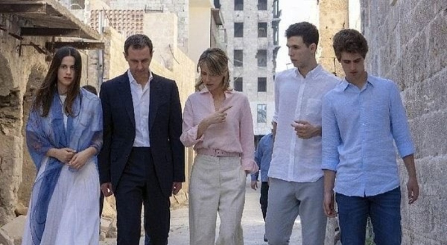 Esad ve ailesi Moskova'ya ulaştı!