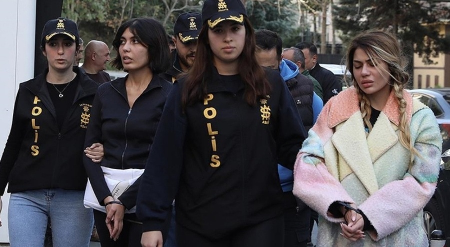 Candan kardeşler bir kez daha hakim karşısında!