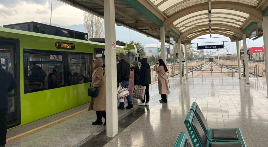 Bursa'da metroda hırsızlık şoku!