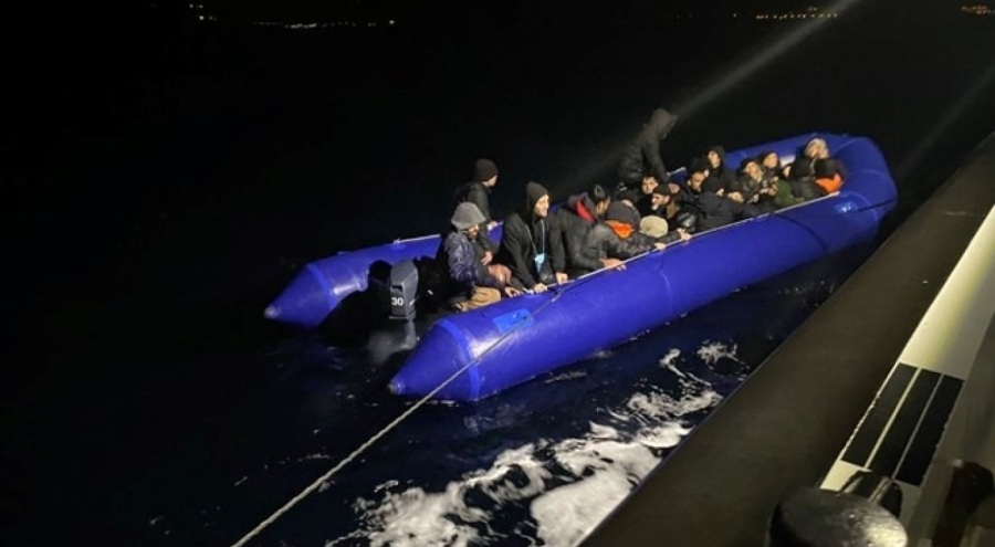 Ege Denizi'nde 31 düzensiz göçmen yakalandı