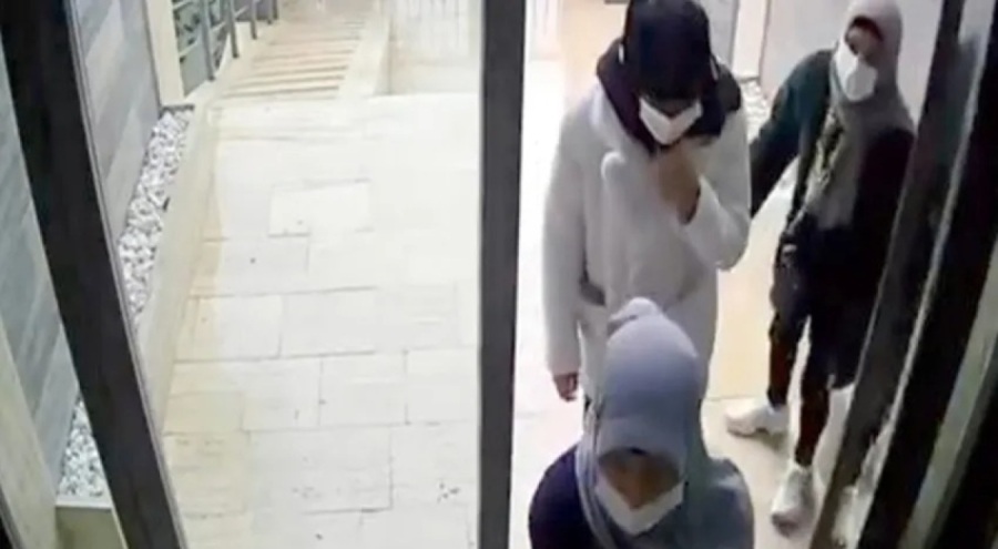 Dakikalar içinde 100 bin dolarlık hırsızlık yaptılar!