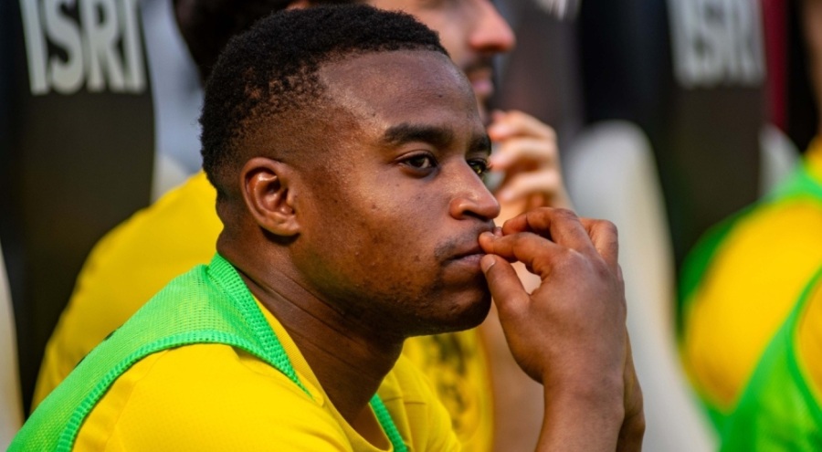 Yıldız futbolcunun babasından şok açıklama: Moukoko benim biyolojik oğlum değil, yaşı da 20 değil!