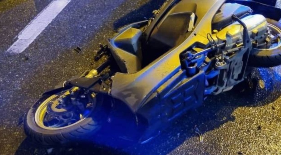 Otomobil ile çarpışan motosikletin sürücüsü hayatını kaybetti