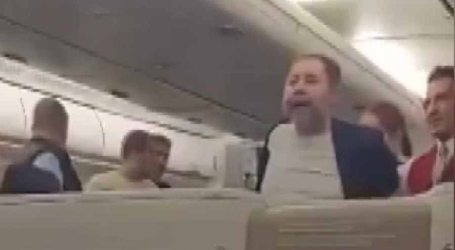 Sarhoş yolcu ortalığı birbirine kattı: "Türkiye'yi satın alırım"