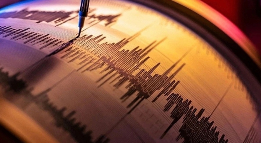 Gece 3.2 büyüklüğünde deprem yaşandı