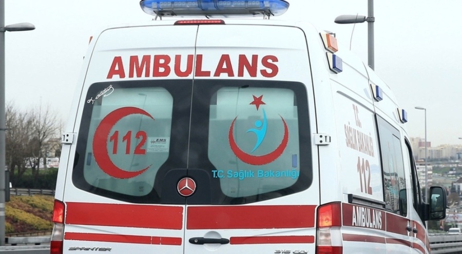 Başı ağrıyan öğretmen okulda beyin kanaması geçirdi!