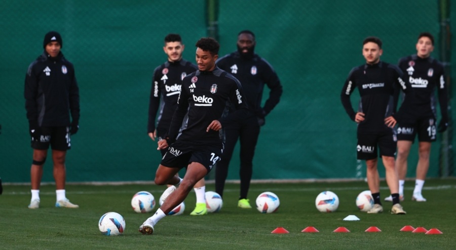 Beşiktaş, Adana Demirspor maçının hazırlıklarını sürdürdü