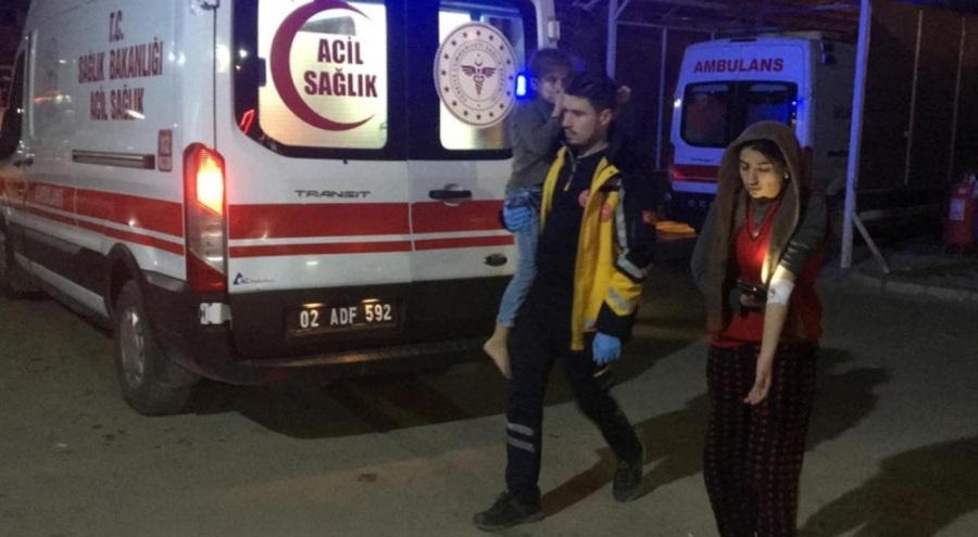 Kömür sobasından yangın çıktı! Aynı aileden 7 kişi hastaneye kaldırıldı