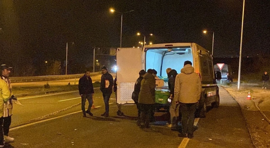 Yolun karşısına geçmek isterken canından oldu!